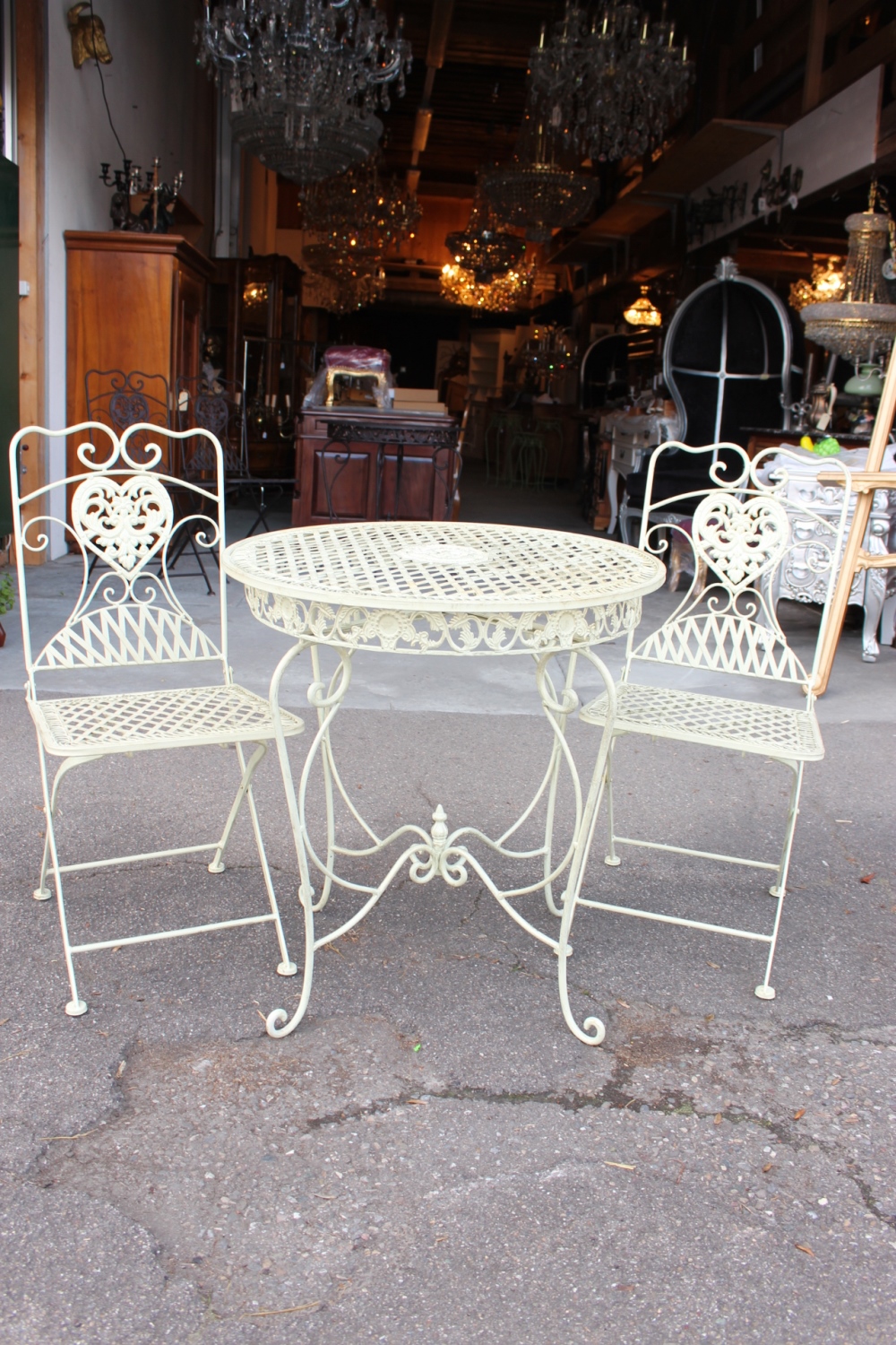 Nostalgische Gartenmöbel cremeweiss im Set