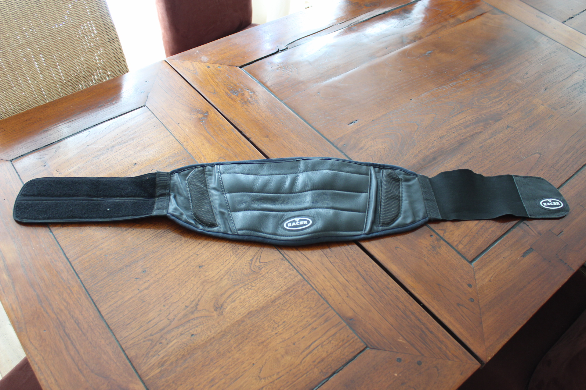 Nierengurt / Motorradnierengurt