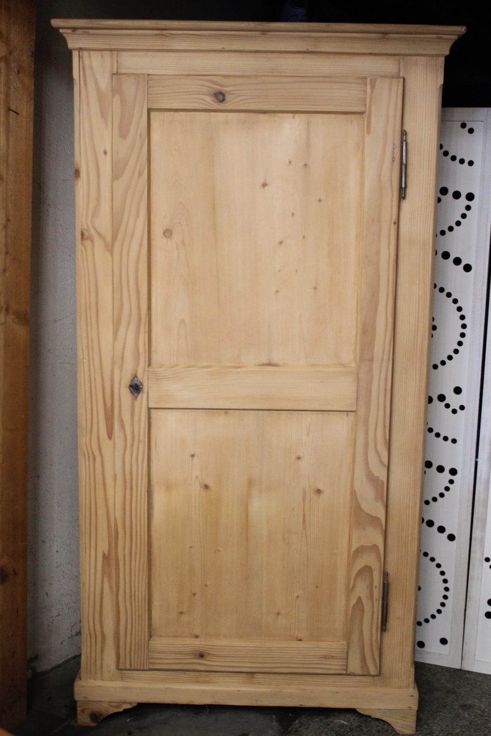 Bauernschrank massiv Tanne / verkauft