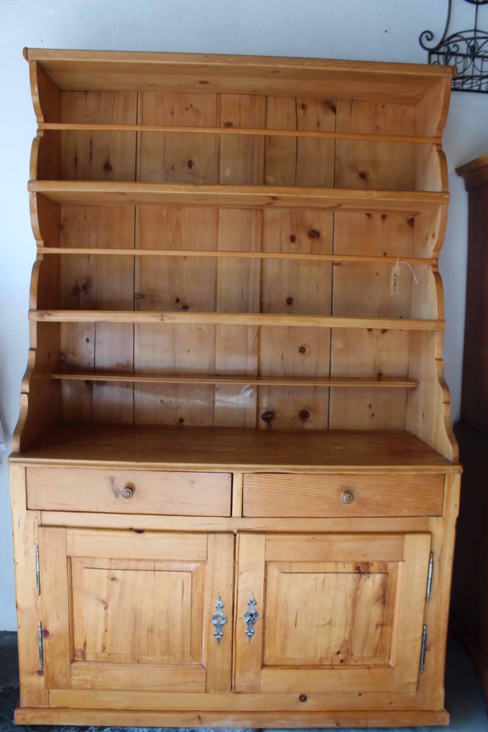 Küchenbüffet / Tellerregal massiv Tanne